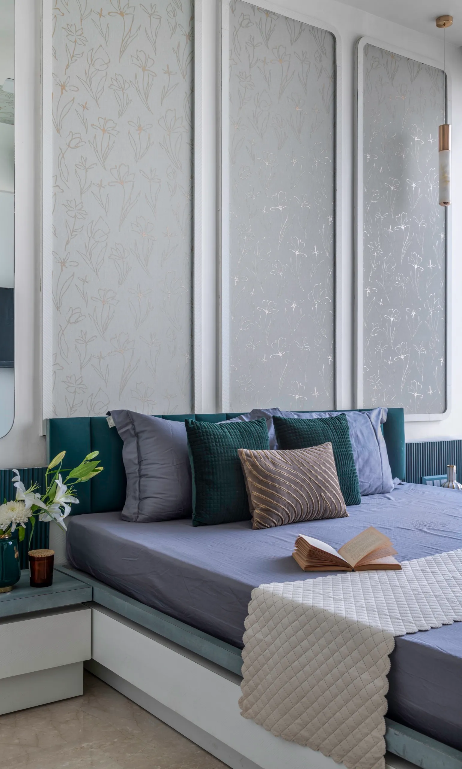 Azure Solace: KAAGJ interior 16