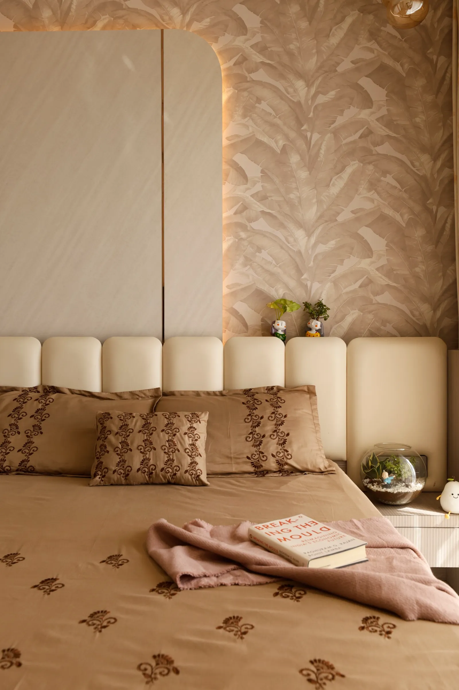Elysian Symphony: KAAGJ interior 11