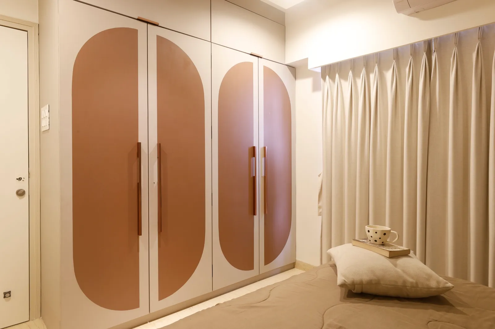Grandeur: KAAGJ interior 2