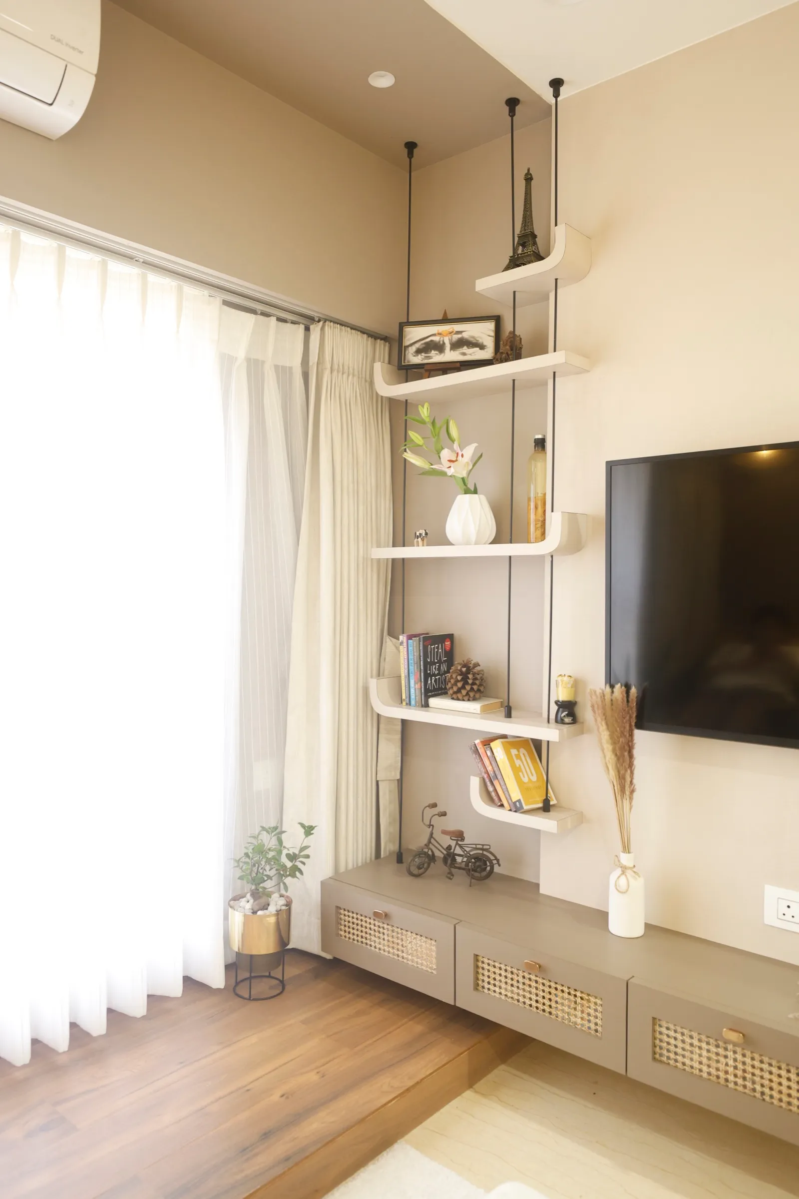 Grandeur: KAAGJ interior 13