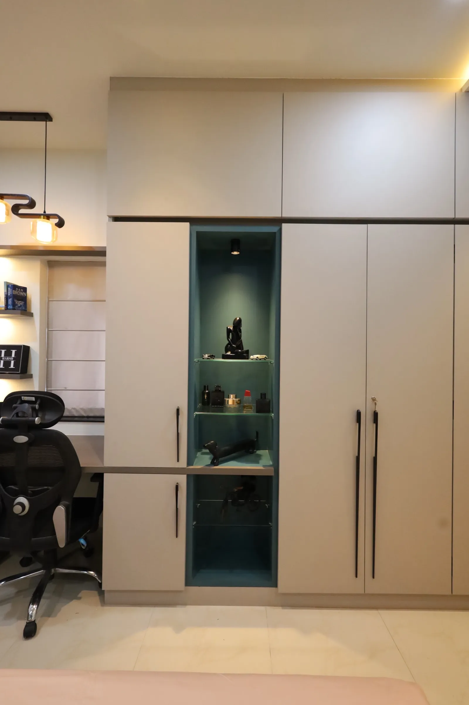 House of Hues: KAAGJ interior 7