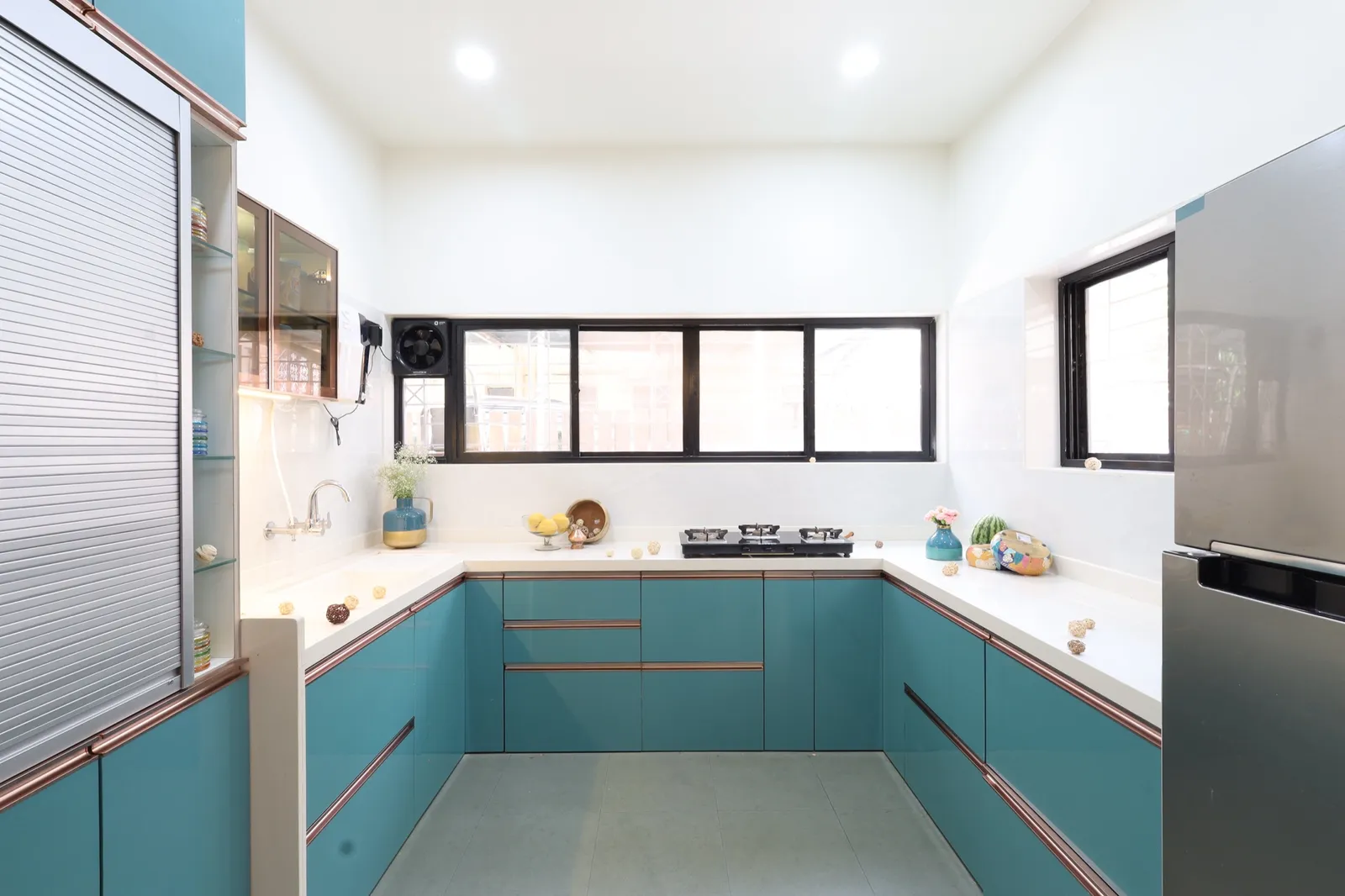 House of Hues: KAAGJ interior 21