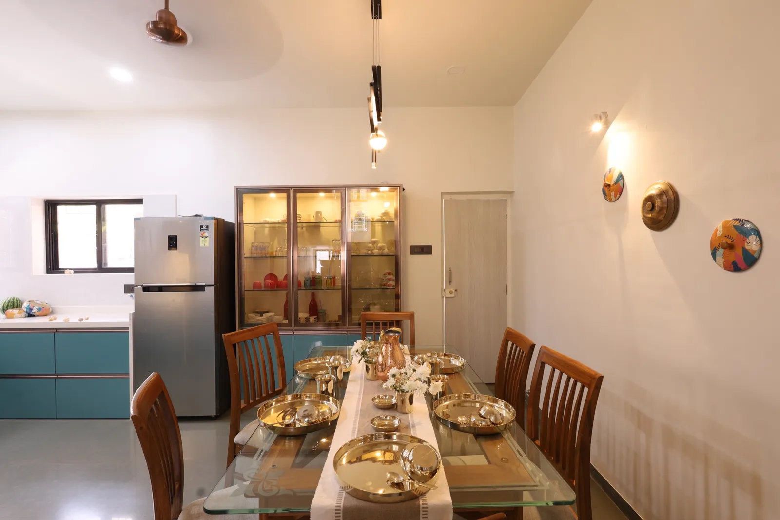 House of Hues: KAAGJ interior 23