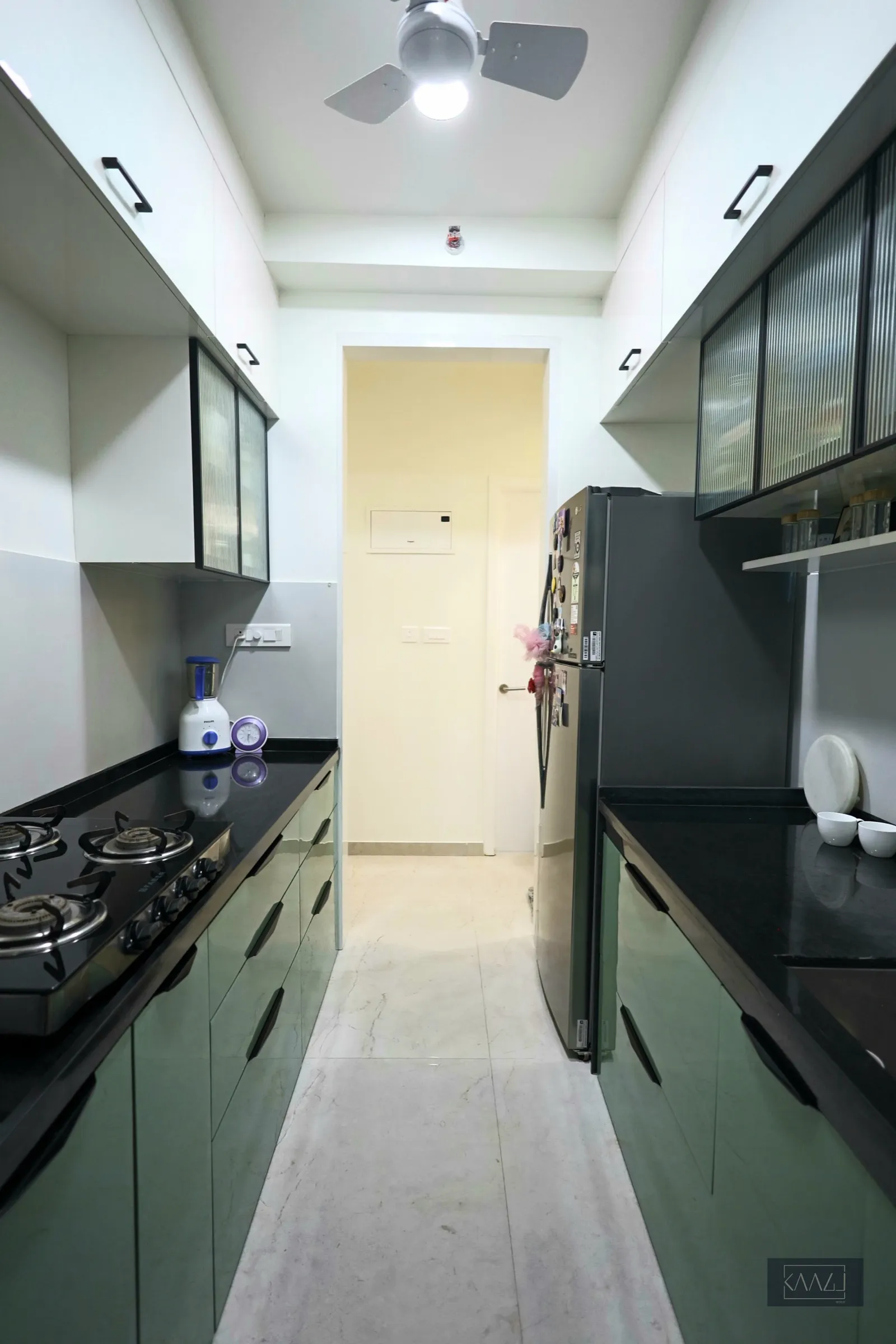 Shades of Blue: KAAGJ interior 17